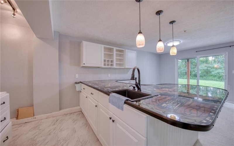 2115 Shawnee Dr, Washington, 15301, 3 Bedrooms Bedrooms, 8 Rooms Rooms,3.1 BathroomsBathrooms,Residential,For Sale,Shawnee Dr,1770006
