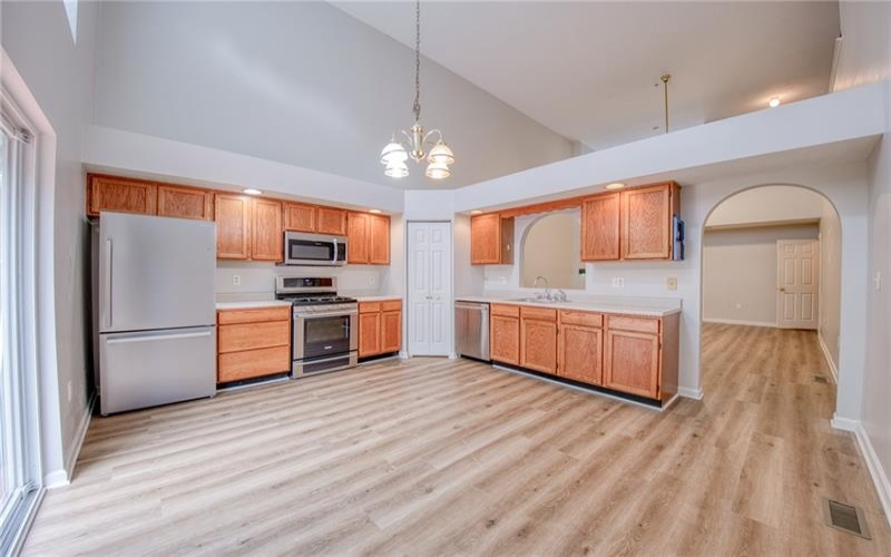 2115 Shawnee Dr, Washington, 15301, 3 Bedrooms Bedrooms, 8 Rooms Rooms,3.1 BathroomsBathrooms,Residential,For Sale,Shawnee Dr,1770006