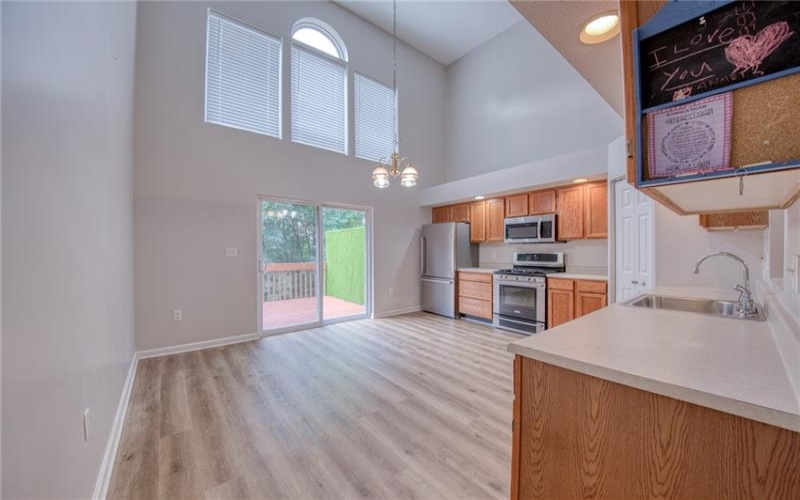 2115 Shawnee Dr, Washington, 15301, 3 Bedrooms Bedrooms, 8 Rooms Rooms,3.1 BathroomsBathrooms,Residential,For Sale,Shawnee Dr,1770006
