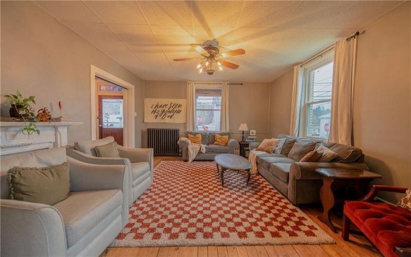 236 Water St, West Newton, 15089, 4 Bedroom Bedrooms, 10 Room Rooms,2.1 BathroomBathrooms,Residential,For Sale,Water St,1770029