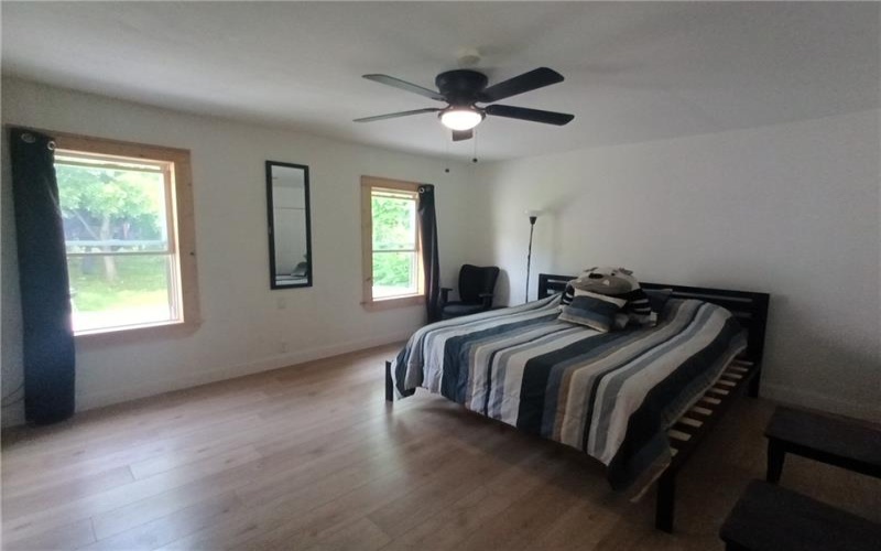 210 4TH STREET, JEANETTE, 15644, 3 Bedrooms Bedrooms, 5 Rooms Rooms,1.1 BathroomsBathrooms,Residential,For Sale,4TH STREET,1770042