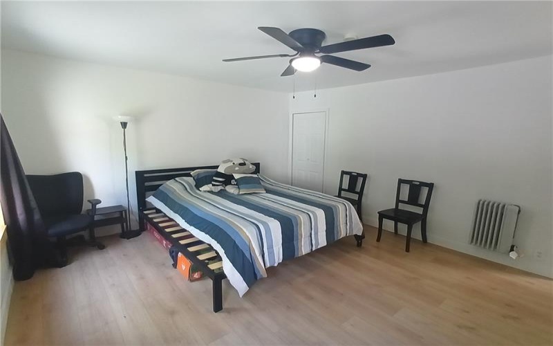 210 4TH STREET, JEANETTE, 15644, 3 Bedrooms Bedrooms, 5 Rooms Rooms,1.1 BathroomsBathrooms,Residential,For Sale,4TH STREET,1770042