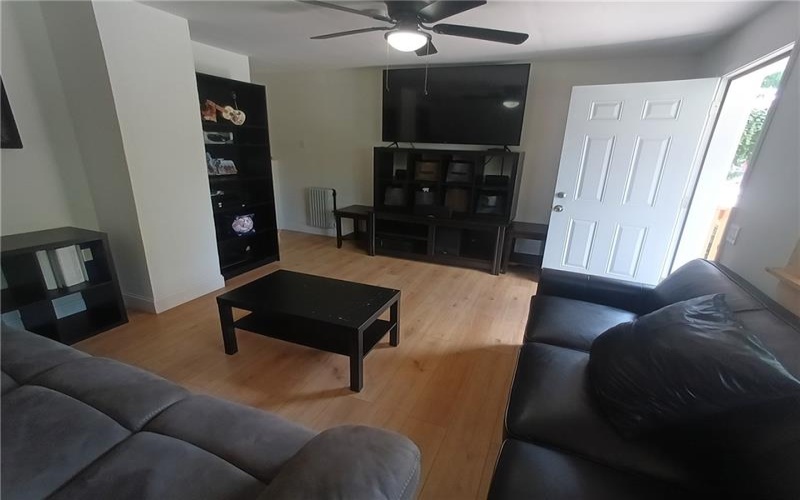 210 4TH STREET, JEANETTE, 15644, 3 Bedrooms Bedrooms, 5 Rooms Rooms,1.1 BathroomsBathrooms,Residential,For Sale,4TH STREET,1770042