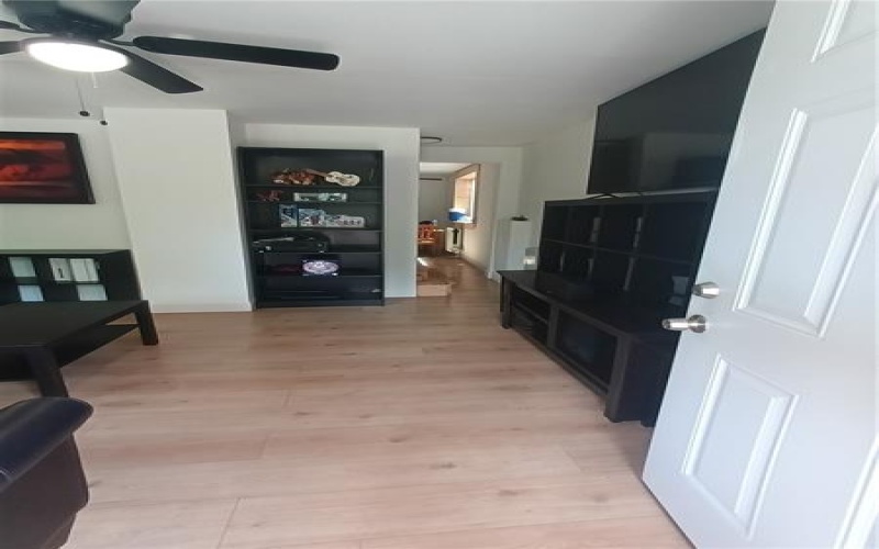 210 4TH STREET, JEANETTE, 15644, 3 Bedrooms Bedrooms, 5 Rooms Rooms,1.1 BathroomsBathrooms,Residential,For Sale,4TH STREET,1770042