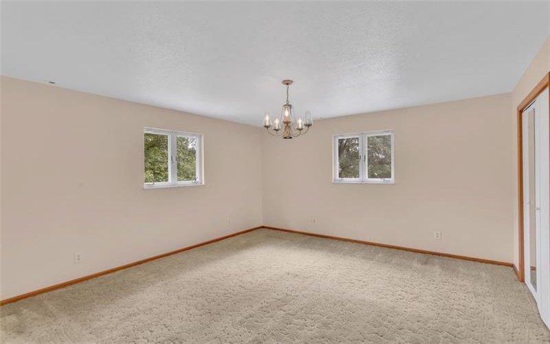 113 Heritage Hills Rd, Uniontown, 15401, 3 Bedrooms Bedrooms, 8 Rooms Rooms,3 BathroomsBathrooms,Residential,For Sale,Heritage Hills Rd,1760463