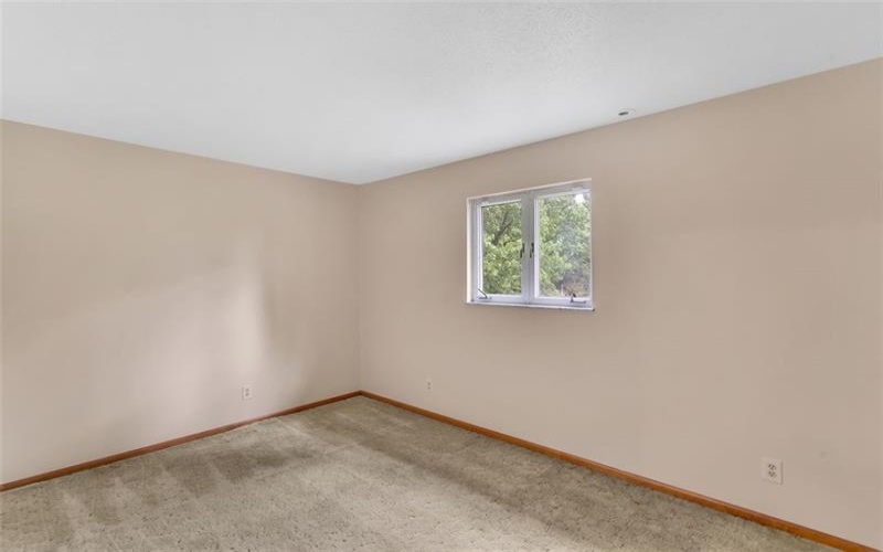113 Heritage Hills Rd, Uniontown, 15401, 3 Bedrooms Bedrooms, 8 Rooms Rooms,3 BathroomsBathrooms,Residential,For Sale,Heritage Hills Rd,1760463