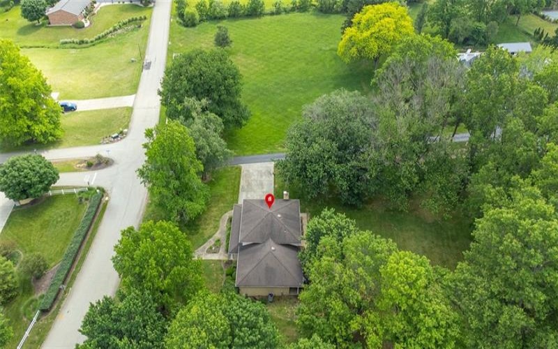 113 Heritage Hills Rd, Uniontown, 15401, 3 Bedrooms Bedrooms, 8 Rooms Rooms,3 BathroomsBathrooms,Residential,For Sale,Heritage Hills Rd,1760463