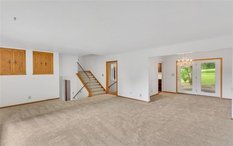 113 Heritage Hills Rd, Uniontown, 15401, 3 Bedrooms Bedrooms, 8 Rooms Rooms,3 BathroomsBathrooms,Residential,For Sale,Heritage Hills Rd,1760463