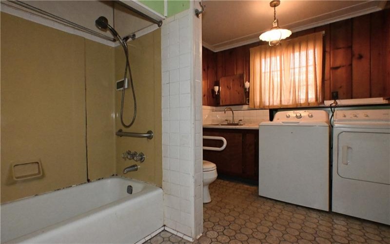 122 TAYLOR RUN ROAD, Monongahela, 15063, 4 Bedrooms Bedrooms, 10 Rooms Rooms,2 BathroomsBathrooms,Residential,For Sale,TAYLOR RUN ROAD,1769658