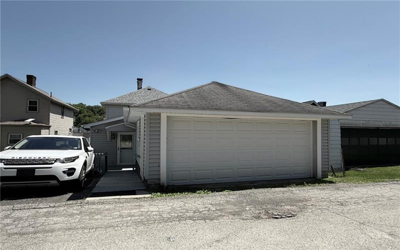 733 Speer St, Belle Vernon, 15012, 4 Bedrooms Bedrooms, ,2 BathroomsBathrooms,Residential,For Sale,Speer St,1757491
