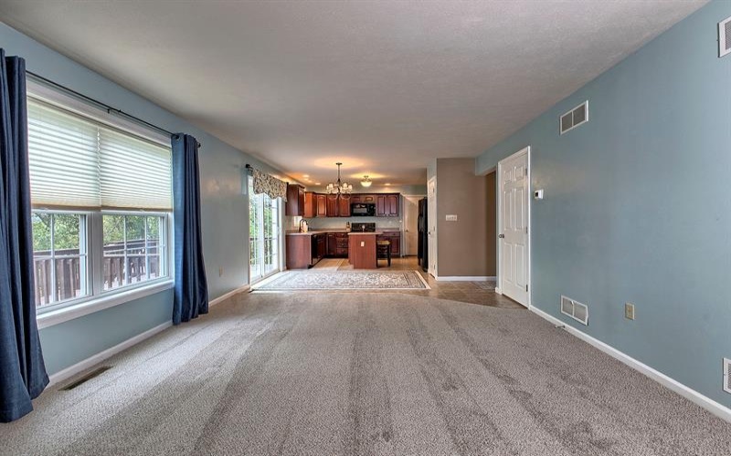 125 Ashton DRIVE, Mount Pleasant, 15666, 3 Bedroom Bedrooms, 10 Room Rooms,3.1 BathroomBathrooms,Residential,For Sale,Ashton,1770024