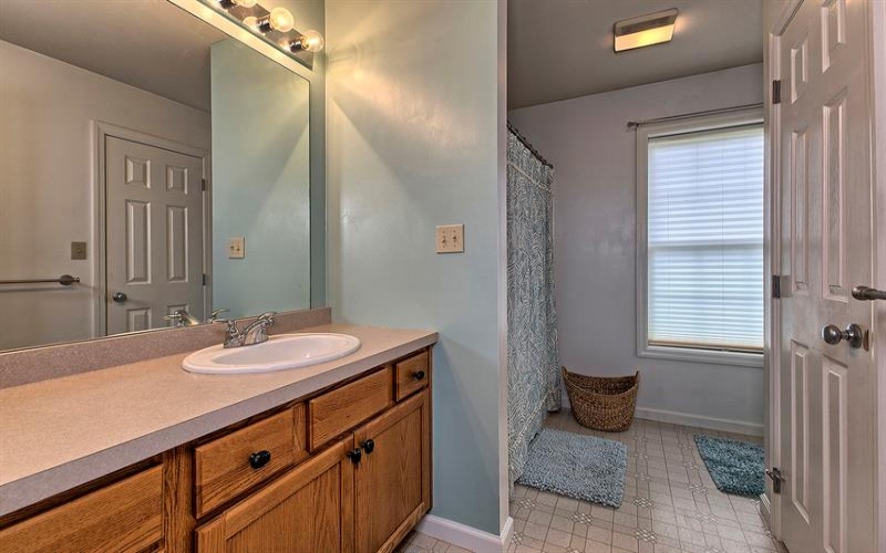 125 Ashton DRIVE, Mount Pleasant, 15666, 3 Bedroom Bedrooms, 10 Room Rooms,3.1 BathroomBathrooms,Residential,For Sale,Ashton,1770024