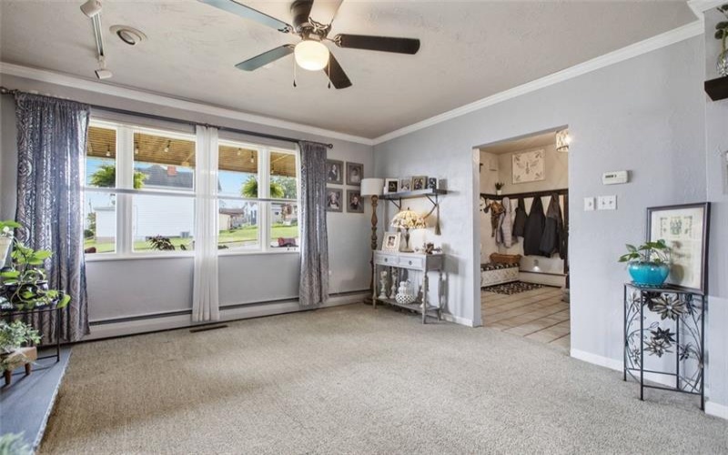 223 Wilson, Charleroi, 15022, 5 Bedrooms Bedrooms, 11 Rooms Rooms,3 BathroomsBathrooms,Residential,For Sale,Wilson,1770110