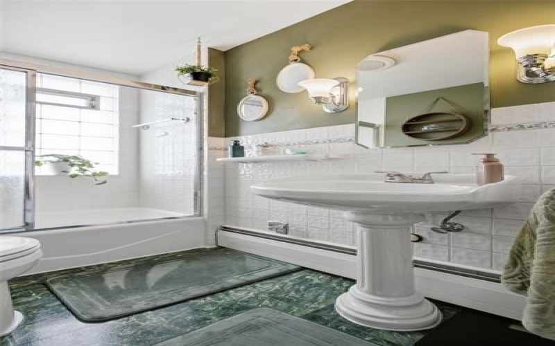 223 Wilson, Charleroi, 15022, 5 Bedrooms Bedrooms, 11 Rooms Rooms,3 BathroomsBathrooms,Residential,For Sale,Wilson,1770110