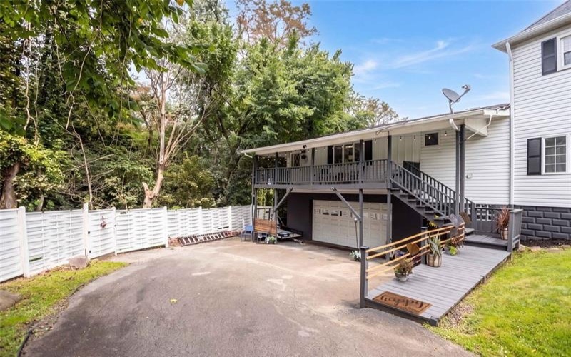 223 Wilson, Charleroi, 15022, 5 Bedrooms Bedrooms, 11 Rooms Rooms,3 BathroomsBathrooms,Residential,For Sale,Wilson,1770110
