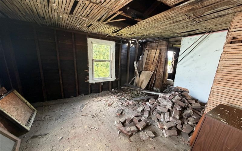 7 Ridge St, Brownsville, 15417, 4 Bedrooms Bedrooms, ,2 BathroomsBathrooms,Residential,For Sale,Ridge St,1770132