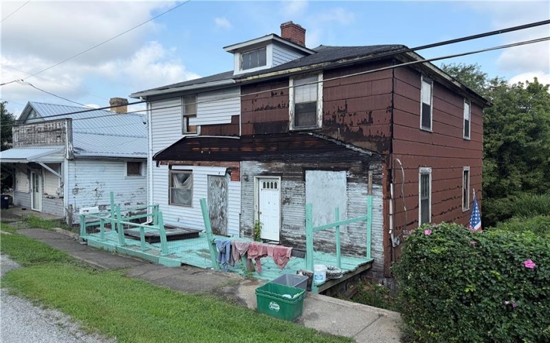 7 Ridge St, Brownsville, 15417, 4 Bedrooms Bedrooms, ,2 BathroomsBathrooms,Residential,For Sale,Ridge St,1770132