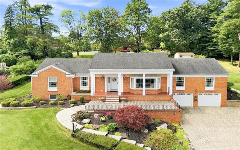 500 Penn Avenue, Johnstown, 15905, 4 Bedrooms Bedrooms, ,2.2 BathroomsBathrooms,Residential,For Sale,Penn Avenue,1770137