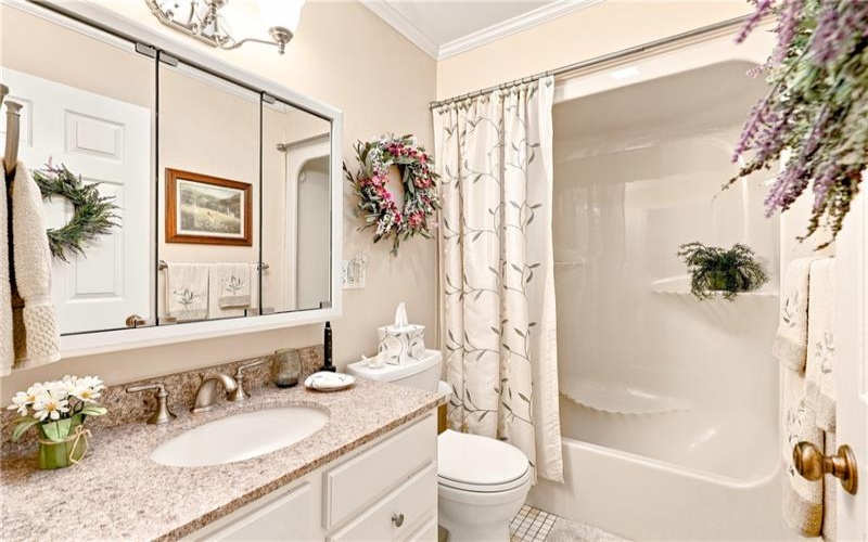 500 Penn Avenue, Johnstown, 15905, 4 Bedrooms Bedrooms, ,2.2 BathroomsBathrooms,Residential,For Sale,Penn Avenue,1770137