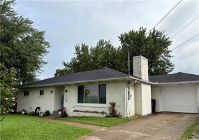 115 Frisbee Ave, Connellsville, 15425, 3 Bedrooms Bedrooms, 7 Rooms Rooms,2 BathroomsBathrooms,Residential,For Sale,Frisbee Ave,1770172