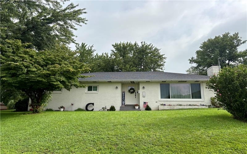 115 Frisbee Ave, Connellsville, 15425, 3 Bedrooms Bedrooms, 7 Rooms Rooms,2 BathroomsBathrooms,Residential,For Sale,Frisbee Ave,1770172