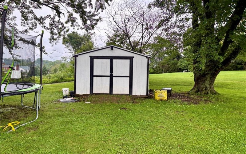 115 Frisbee Ave, Connellsville, 15425, 3 Bedrooms Bedrooms, 7 Rooms Rooms,2 BathroomsBathrooms,Residential,For Sale,Frisbee Ave,1770172