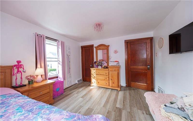 1309 Main St, Burgettstown, 15021, 4 Bedroom Bedrooms, ,1.1 BathroomBathrooms,Residential,For Sale,Main St,1770207