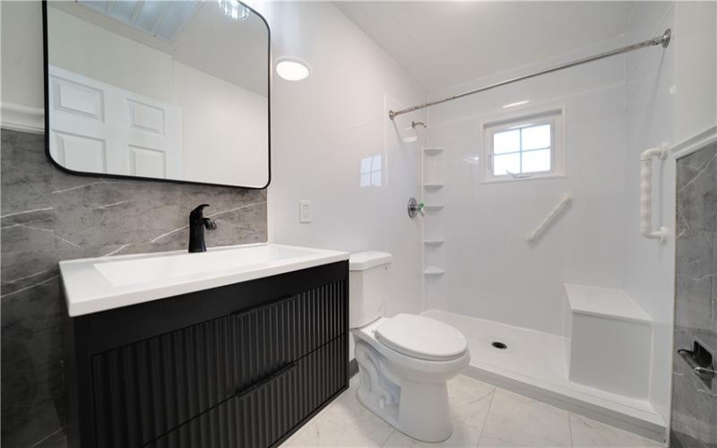490 Glenn St, Washington, 15301, 2 Bedrooms Bedrooms, ,1 BathroomBathrooms,Residential,For Sale,Glenn St,1765125