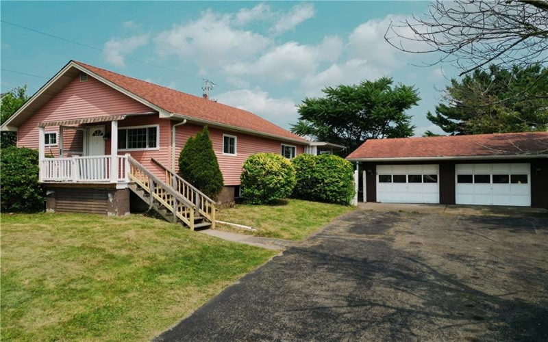 490 Glenn St, Washington, 15301, 2 Bedrooms Bedrooms, ,1 BathroomBathrooms,Residential,For Sale,Glenn St,1765125