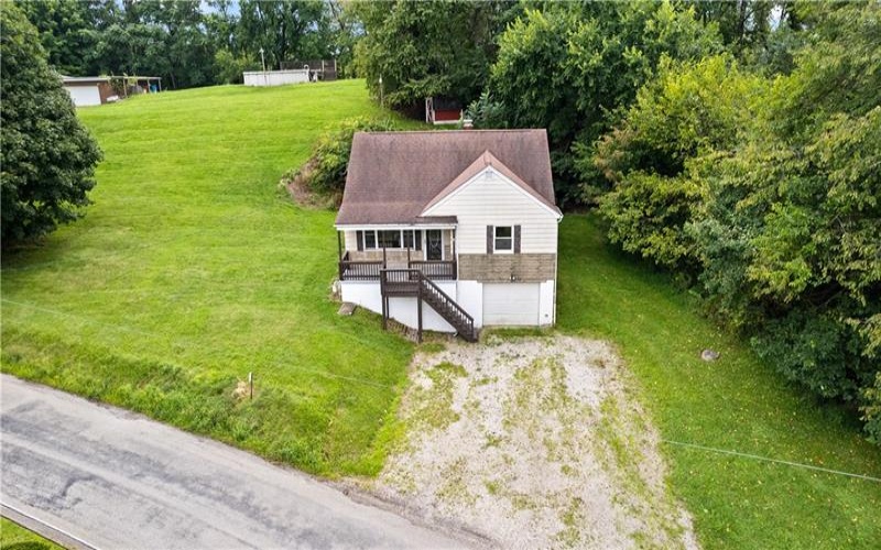 29 Devil's Den Road, Burgettstown, 15021, 3 Bedrooms Bedrooms, ,2.1 BathroomsBathrooms,Residential,For Sale,Devil's Den Road,1770089