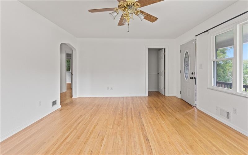 29 Devil's Den Road, Burgettstown, 15021, 3 Bedrooms Bedrooms, ,2.1 BathroomsBathrooms,Residential,For Sale,Devil's Den Road,1770089
