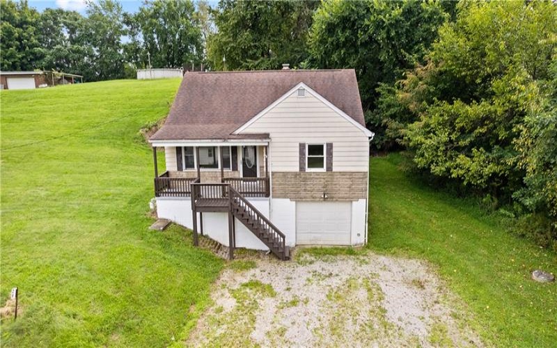 29 Devil's Den Road, Burgettstown, 15021, 3 Bedrooms Bedrooms, ,2.1 BathroomsBathrooms,Residential,For Sale,Devil's Den Road,1770089