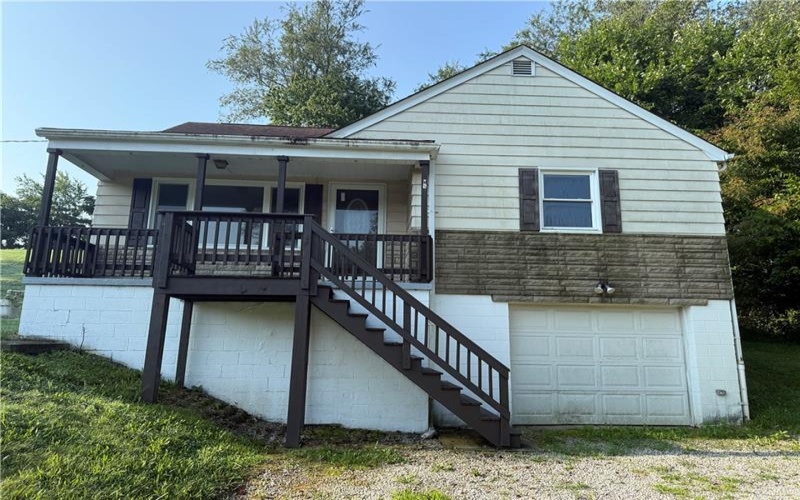 29 Devil's Den Road, Burgettstown, 15021, 3 Bedrooms Bedrooms, ,2.1 BathroomsBathrooms,Residential,For Sale,Devil's Den Road,1770089