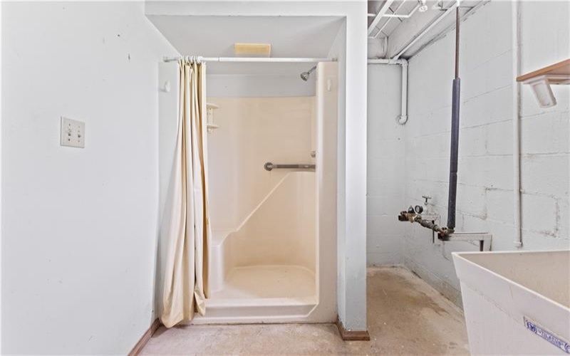 29 Devil's Den Road, Burgettstown, 15021, 3 Bedrooms Bedrooms, ,2.1 BathroomsBathrooms,Residential,For Sale,Devil's Den Road,1770089