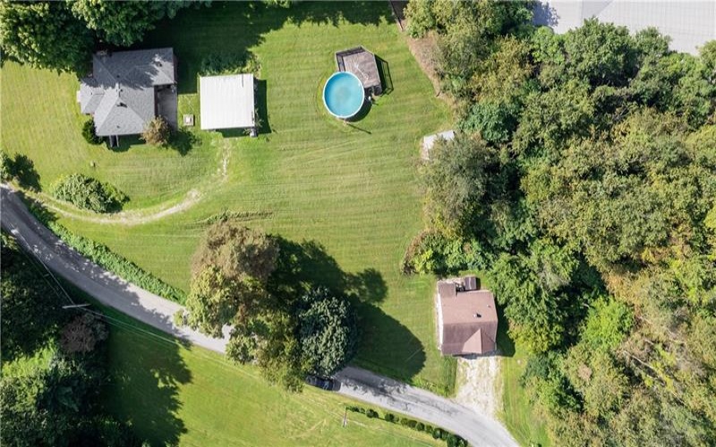 29 Devil's Den Road, Burgettstown, 15021, 3 Bedroom Bedrooms, ,2.1 BathroomBathrooms,Residential,For Sale,Devil's Den Road,1770089