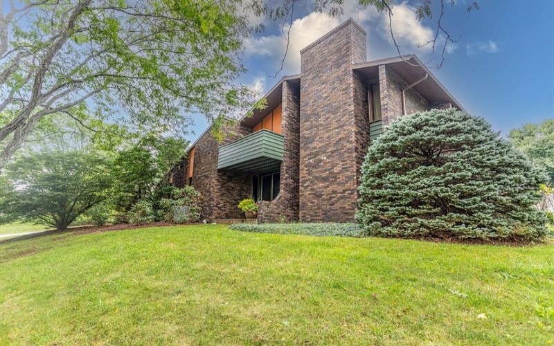150 Brandywine Road, Uniontown, 15401, 3 Bedrooms Bedrooms, ,3.1 BathroomsBathrooms,Residential,For Sale,Brandywine Road,1770162