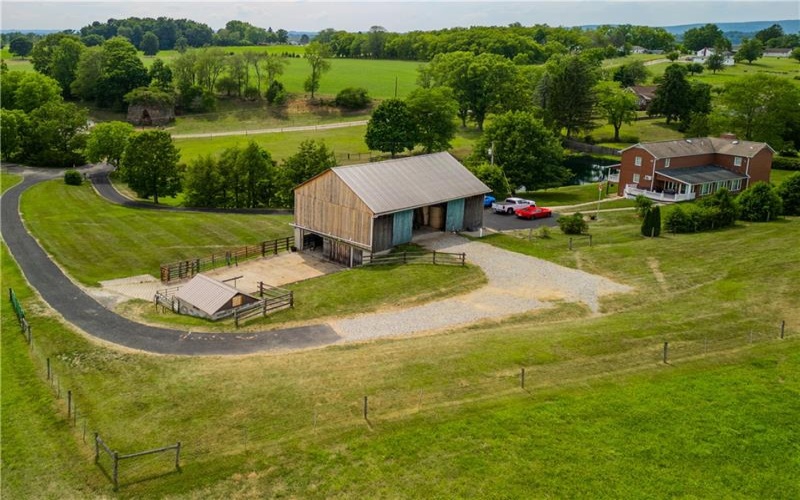 440 Owl Hollow Road, Ligonier, 15658, 4 Bedroom Bedrooms, 13 Room Rooms,4 BathroomBathrooms,Residential,For Sale,Owl Hollow Road,1770213