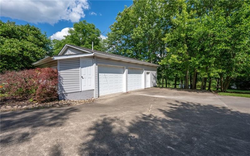 226 Antique Ln, Latrobe, 15650, 4 Bedrooms Bedrooms, ,2.1 BathroomsBathrooms,Residential,For Sale,Antique Ln,1770229