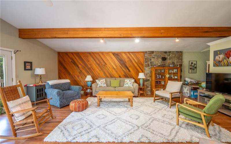 226 Antique Ln, Latrobe, 15650, 4 Bedrooms Bedrooms, ,2.1 BathroomsBathrooms,Residential,For Sale,Antique Ln,1770229