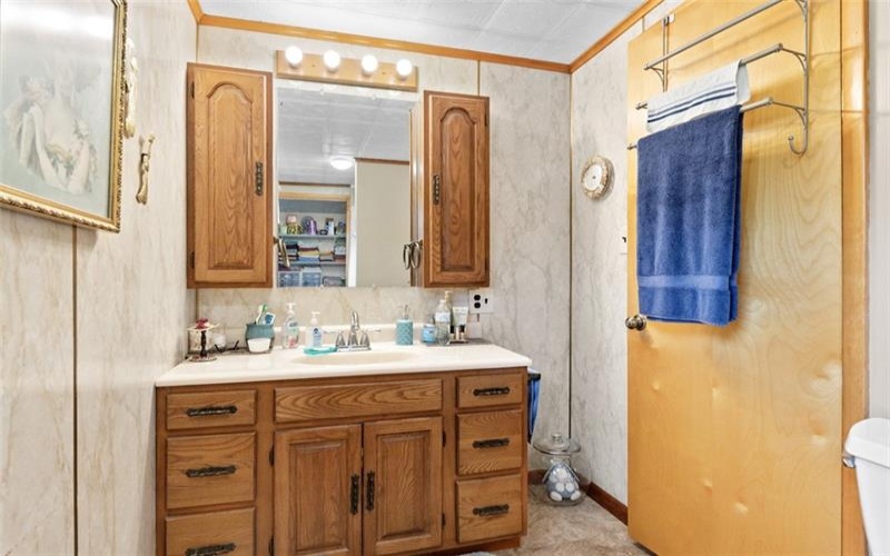 210 Brown Street, Brownsville, 15417, 2 Bedrooms Bedrooms, 7 Rooms Rooms,1.1 BathroomsBathrooms,Residential,For Sale,Brown Street,1770279