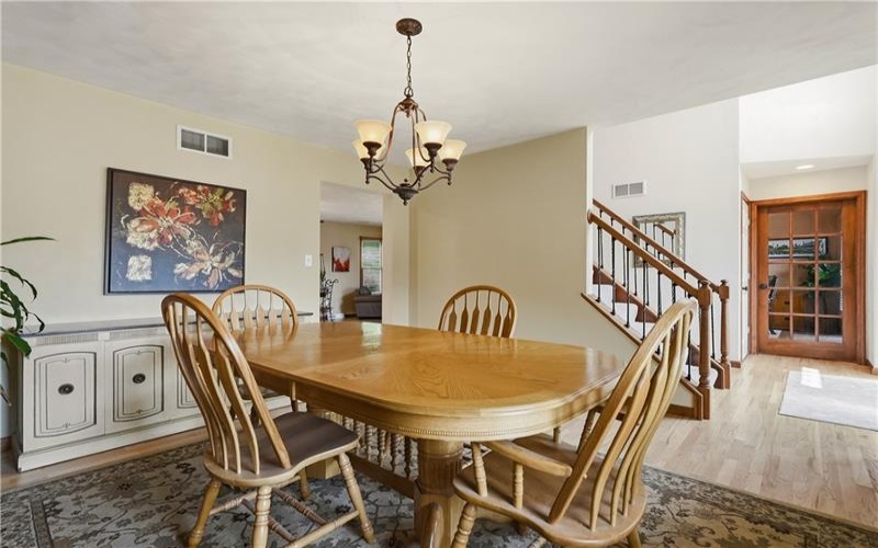 721 Stonebridge Drive, North Huntingdon, 15642, 4 Bedroom Bedrooms, 12 Room Rooms,2.1 BathroomBathrooms,Residential,For Sale,Stonebridge Drive,1770293