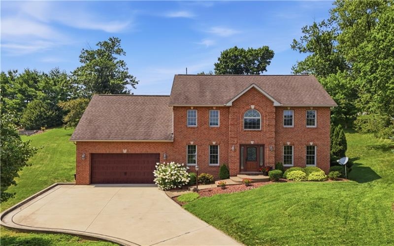 721 Stonebridge Drive, North Huntingdon, 15642, 4 Bedroom Bedrooms, 12 Room Rooms,2.1 BathroomBathrooms,Residential,For Sale,Stonebridge Drive,1770293
