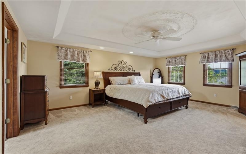 721 Stonebridge Drive, North Huntingdon, 15642, 4 Bedroom Bedrooms, 12 Room Rooms,2.1 BathroomBathrooms,Residential,For Sale,Stonebridge Drive,1770293