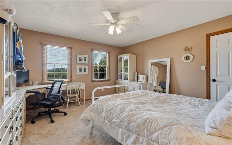 721 Stonebridge Drive, North Huntingdon, 15642, 4 Bedroom Bedrooms, 12 Room Rooms,2.1 BathroomBathrooms,Residential,For Sale,Stonebridge Drive,1770293