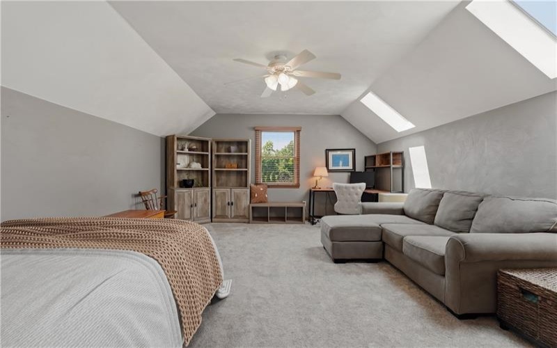 721 Stonebridge Drive, North Huntingdon, 15642, 4 Bedroom Bedrooms, 12 Room Rooms,2.1 BathroomBathrooms,Residential,For Sale,Stonebridge Drive,1770293