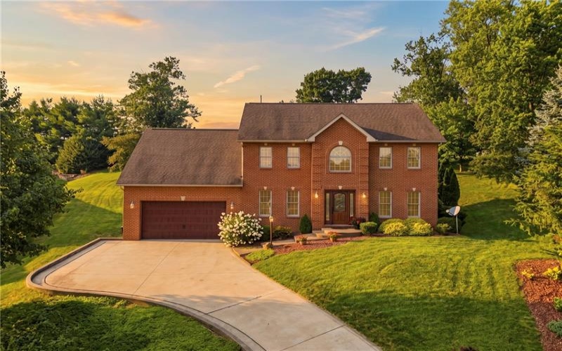 721 Stonebridge Drive, North Huntingdon, 15642, 4 Bedroom Bedrooms, 12 Room Rooms,2.1 BathroomBathrooms,Residential,For Sale,Stonebridge Drive,1770293