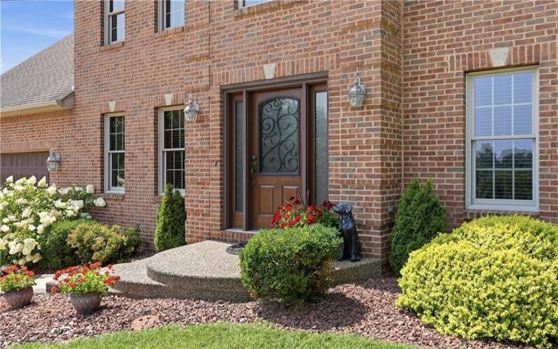 721 Stonebridge Drive, North Huntingdon, 15642, 4 Bedroom Bedrooms, 12 Room Rooms,2.1 BathroomBathrooms,Residential,For Sale,Stonebridge Drive,1770293