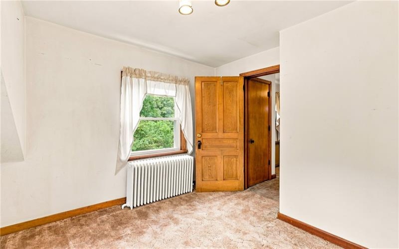 488 Bloom Rd, Hooversville, 15936, 3 Bedrooms Bedrooms, ,1 BathroomBathrooms,Residential,For Sale,Bloom Rd,1770297