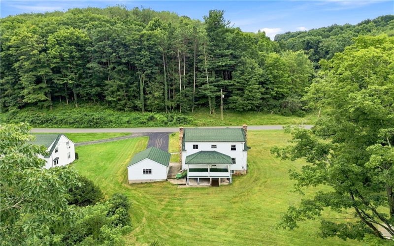 488 Bloom Rd, Hooversville, 15936, 3 Bedrooms Bedrooms, ,1 BathroomBathrooms,Residential,For Sale,Bloom Rd,1770297