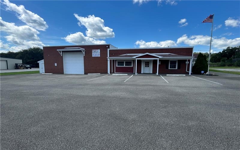 1204 Blackstone Rd, Connellsville, 15425, ,Commercial-industrial-business,For Sale,Blackstone Rd,1770334